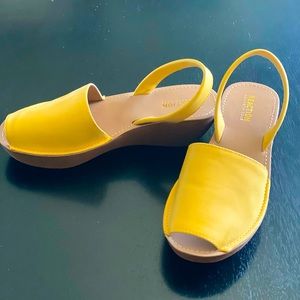 REACTION KENNETH COLE